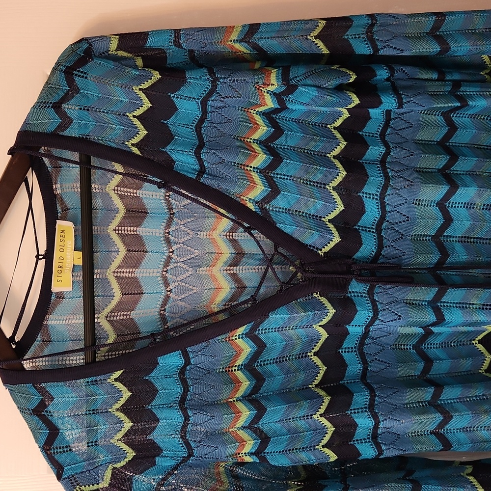 Open Knit Chevron Long Sleeve Top - Picture 2 of 5